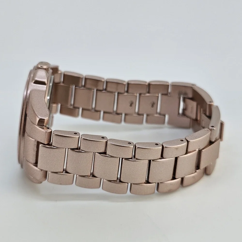 Men's‎ Watch 40MM White Dial Light Gold Bracelet Band 7.25